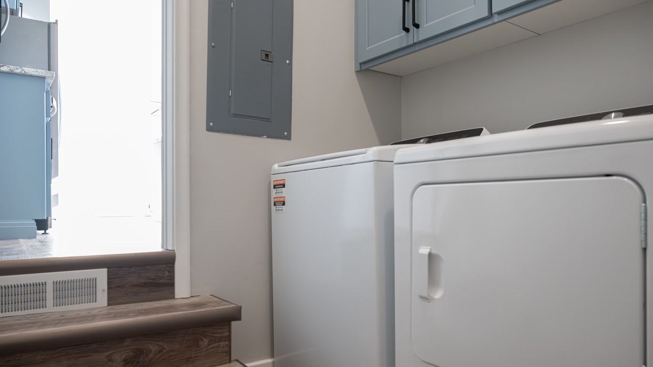 920 9th St #1 - Photo 7 of 30