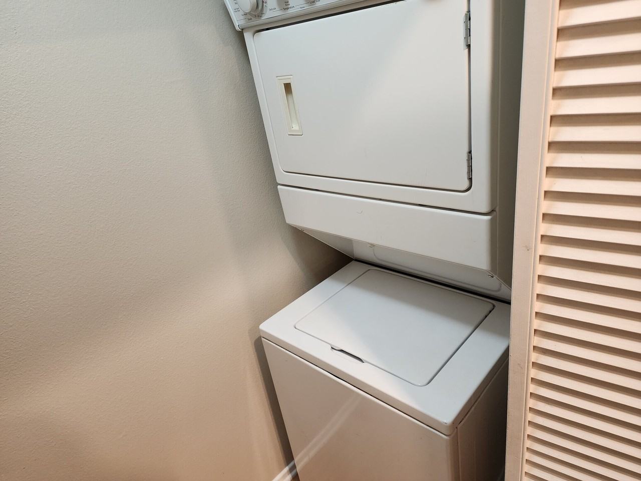 2429 Watermarke Pl #2429 - Photo 3 of 29