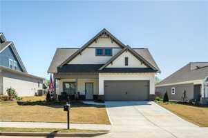 featured image of 2332 Rutland Rd