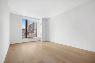 11 Hoyt St #10G - Photo 1 of 1