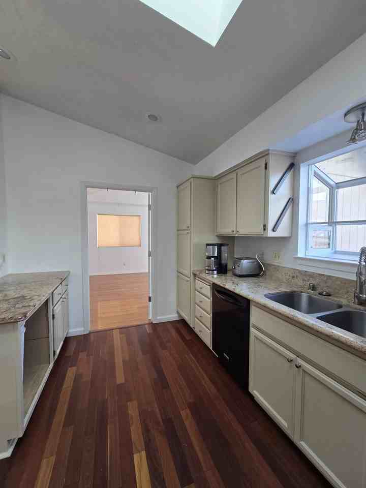 1337 Leonard Rd #NA - Photo 4 of 17