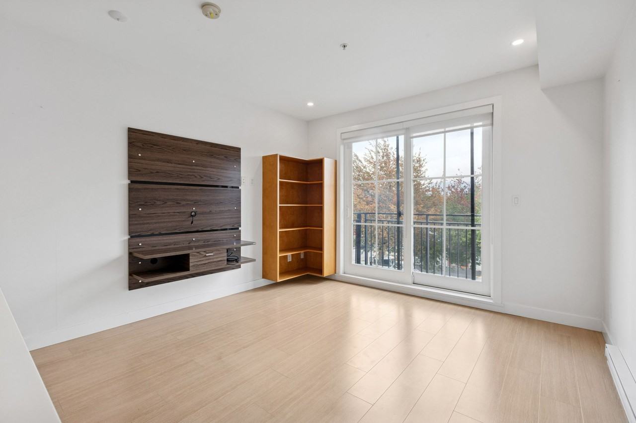 2528 Collingwood Street #309 - Photo 6 of 37