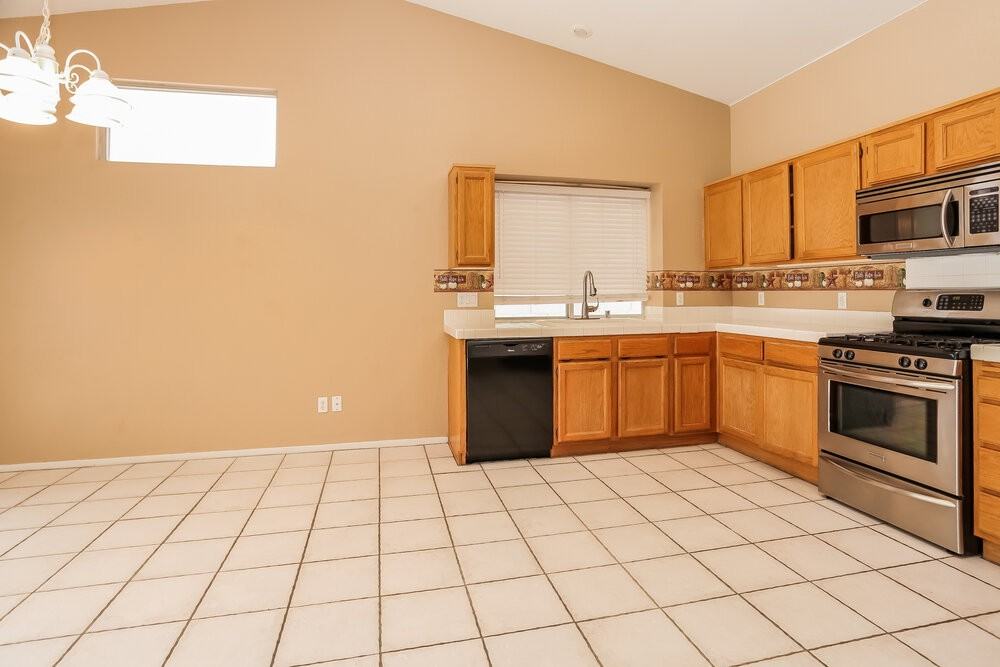 607 Park Landing Ct - Photo 5 of 16