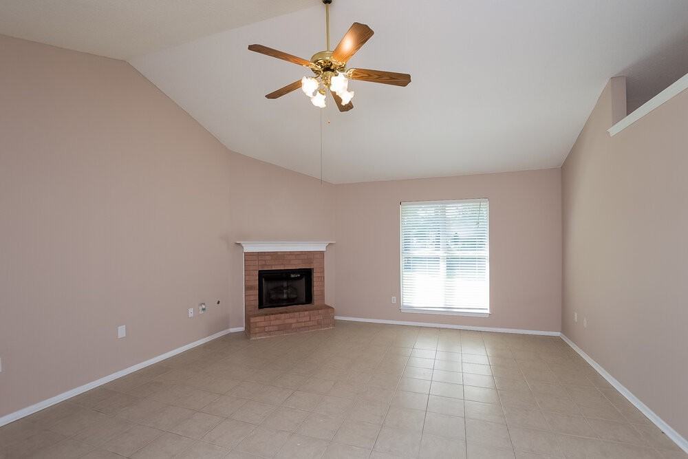 10173 Oak Run Dr S - Photo 4 of 15