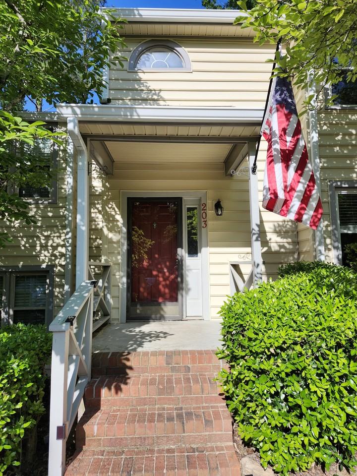 203 Oak Hollow Ct #NA - Photo 2 of 27