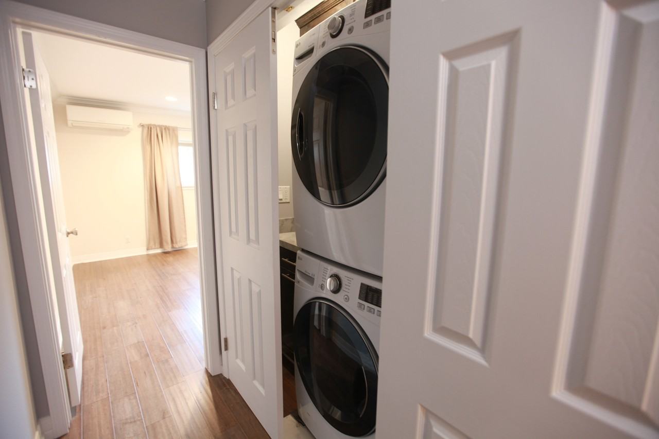 1143 6th Street ##104 - Photo 6 of 18