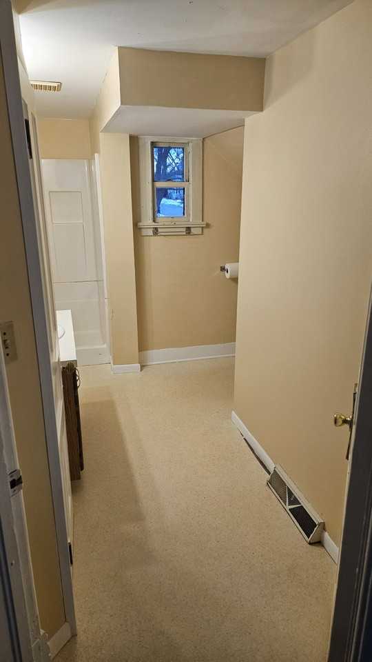 709 Frederick St #709 - Photo 7 of 9