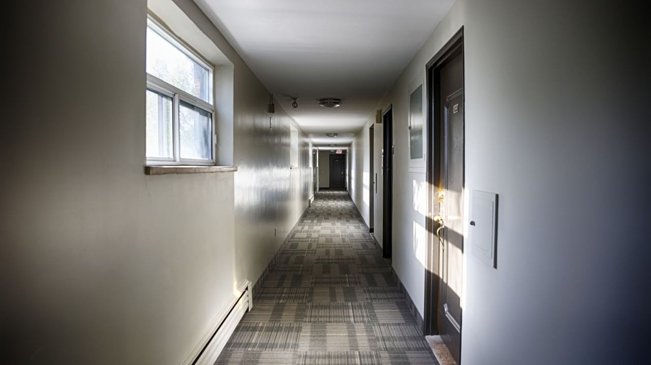 225 Wilson Ave - Photo 6 of 14