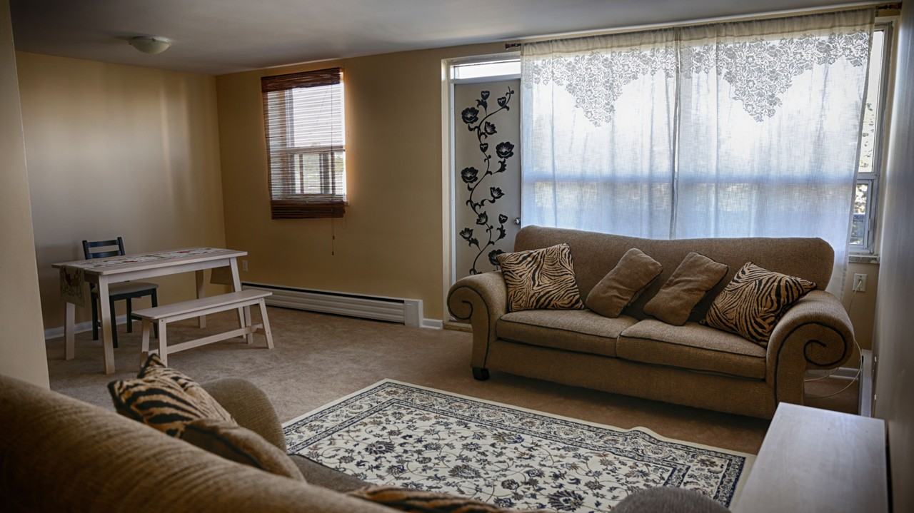 225 Wilson Ave - Photo 7 of 14