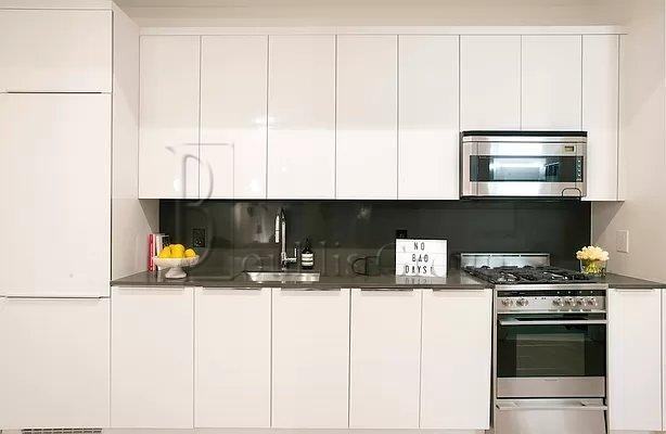 Pearl St #209 - Photo 6 of 8