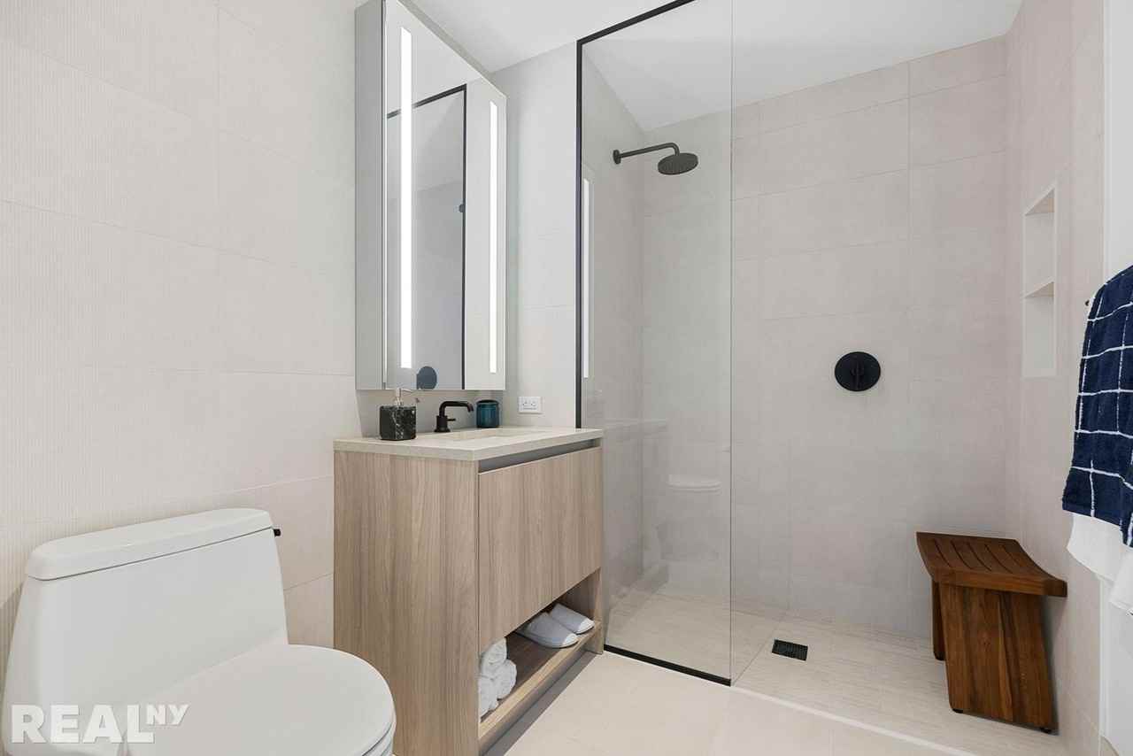 Degraw St #607 - Photo 6 of 12