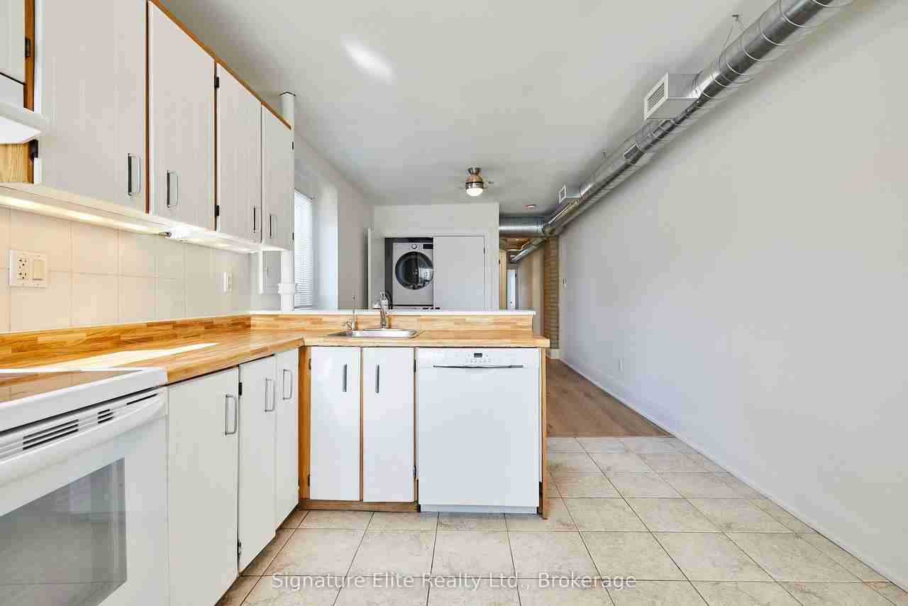 927 Kingston Road - Photo 4 of 20