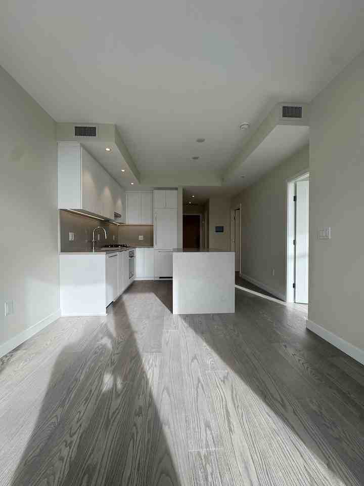 6138 Birney Ave - Photo 3 of 36