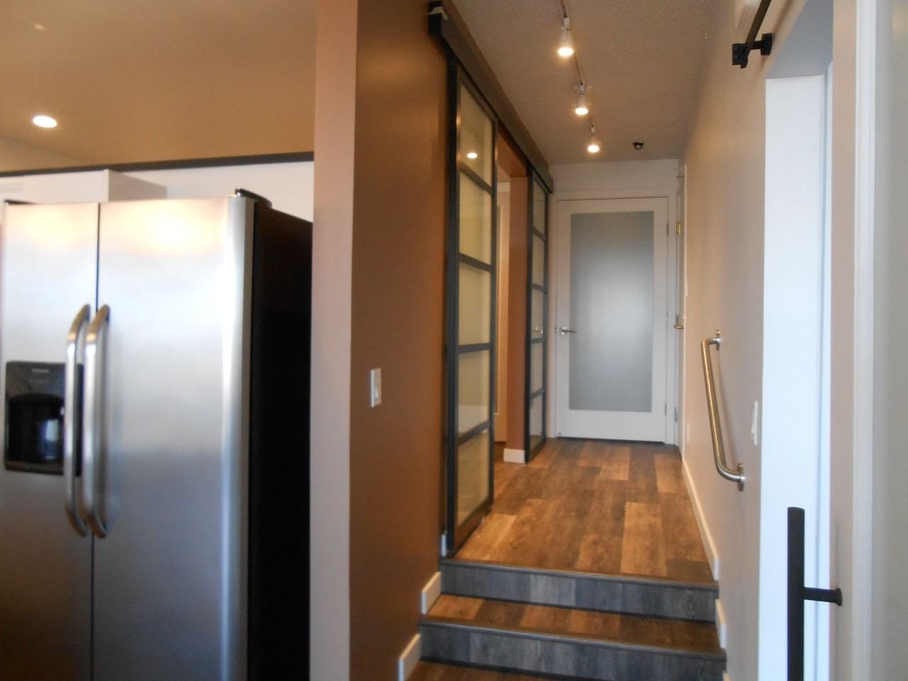 Riverfalls Tower Apartments - Photo 6 of 33