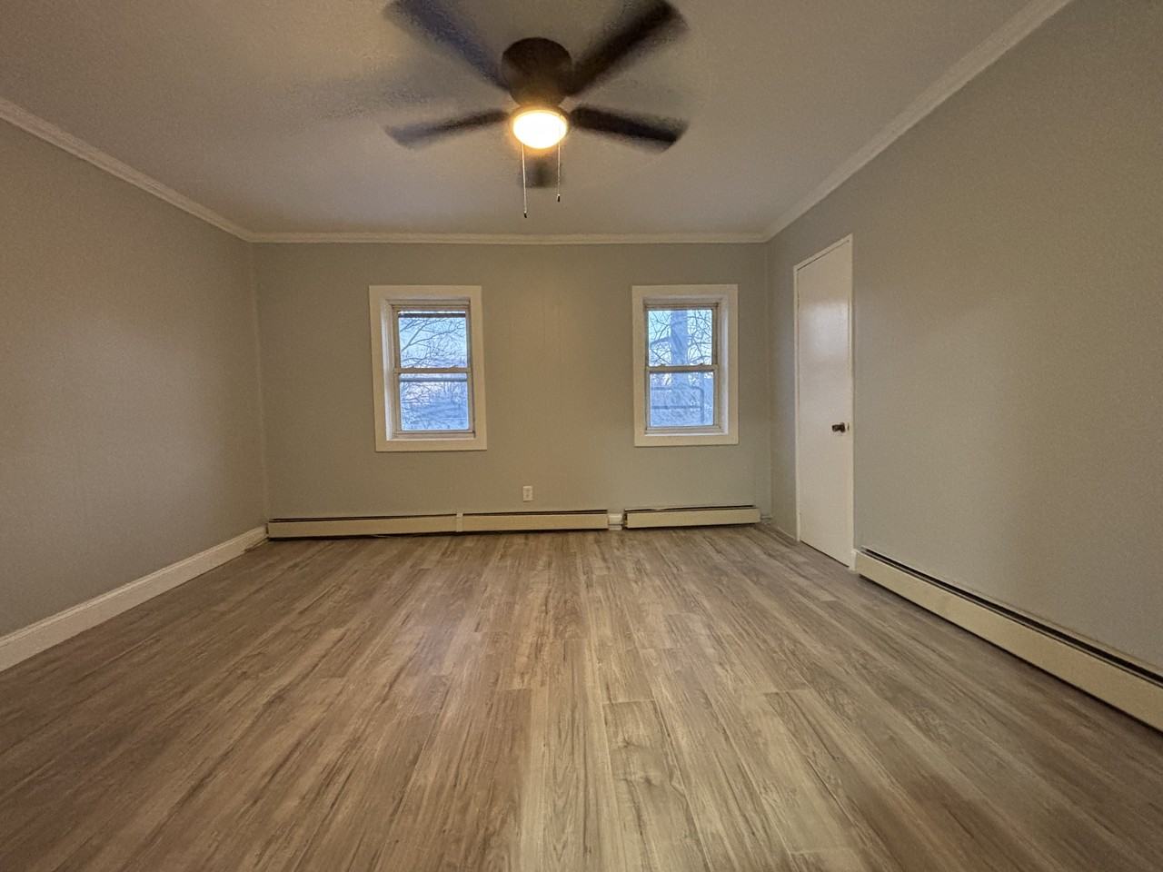 318 East 1st Avenue #2 - Photo 4 of 6