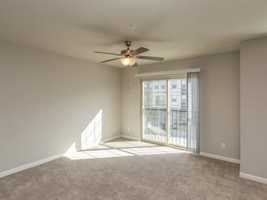 featured image of 1084 Jasper Dr