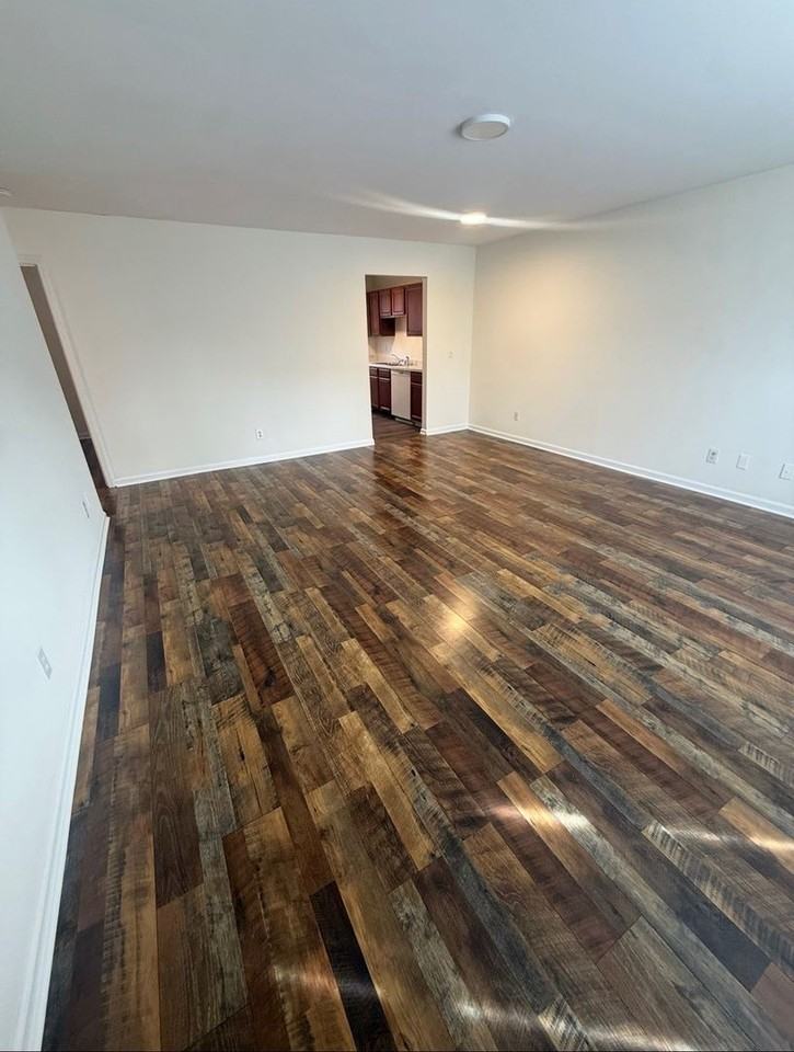 725 E Haggard Ave - Photo 2 of 13