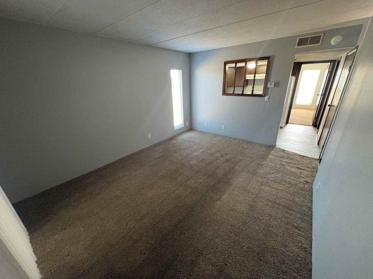 3300 Huntington - Photo 3 of 13