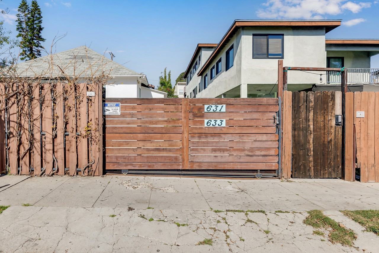 631 Indiana Ave Frnt #631FRNT - Photo 5 of 28