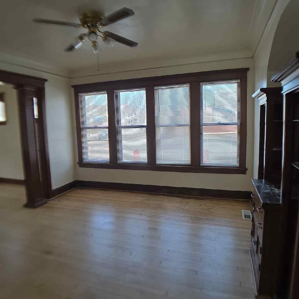 2500 S 7th St #1 - Photo 3 of 17