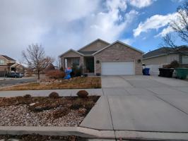 featured image of 8241 S Imperial Oak Dr #1