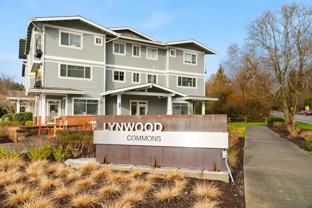 4779 Lynwood Center Rd Ne - Photo 1 of 1