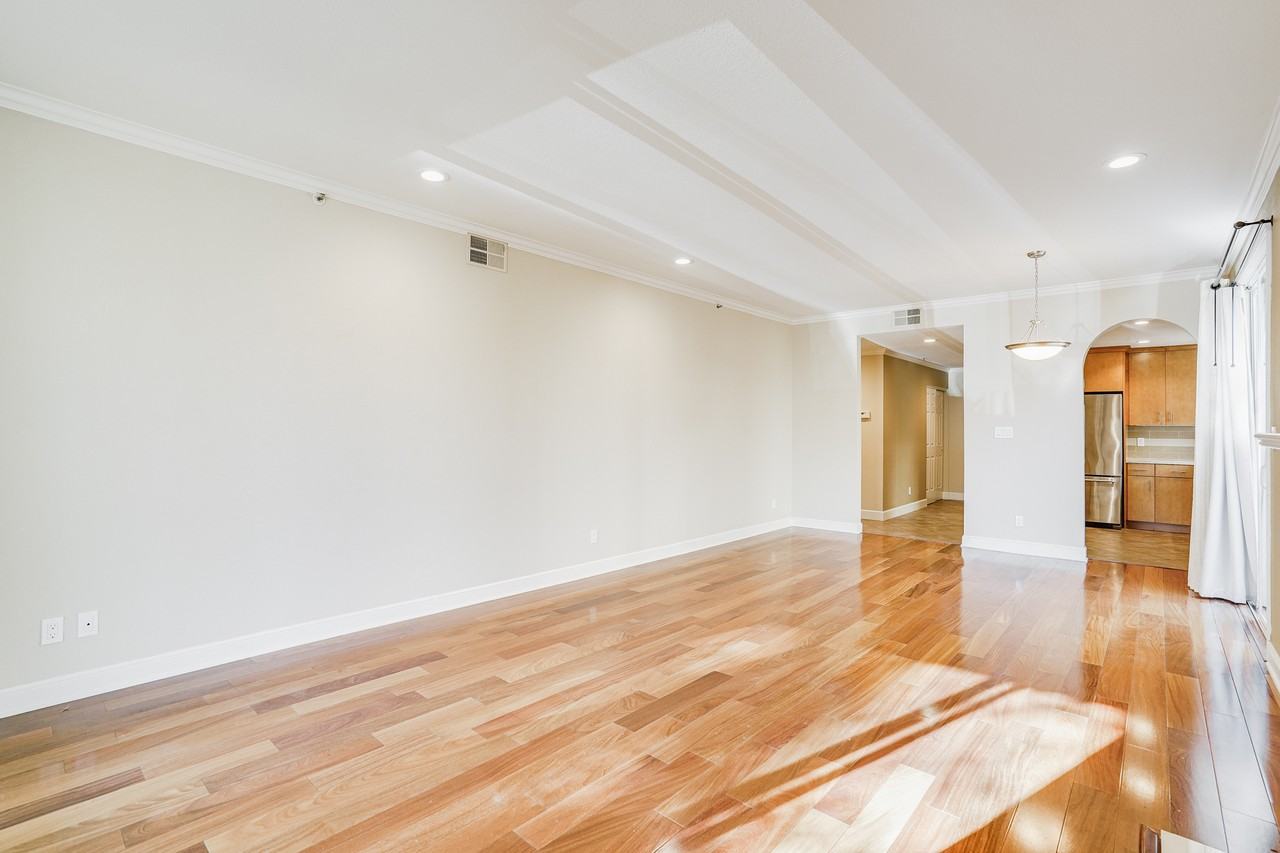 30 Lorton Ave #1 - Photo 4 of 10