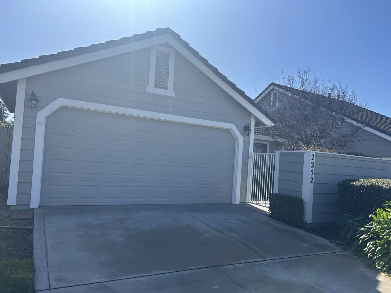 2252 Southport Ln #1 - Photo 4 of 48