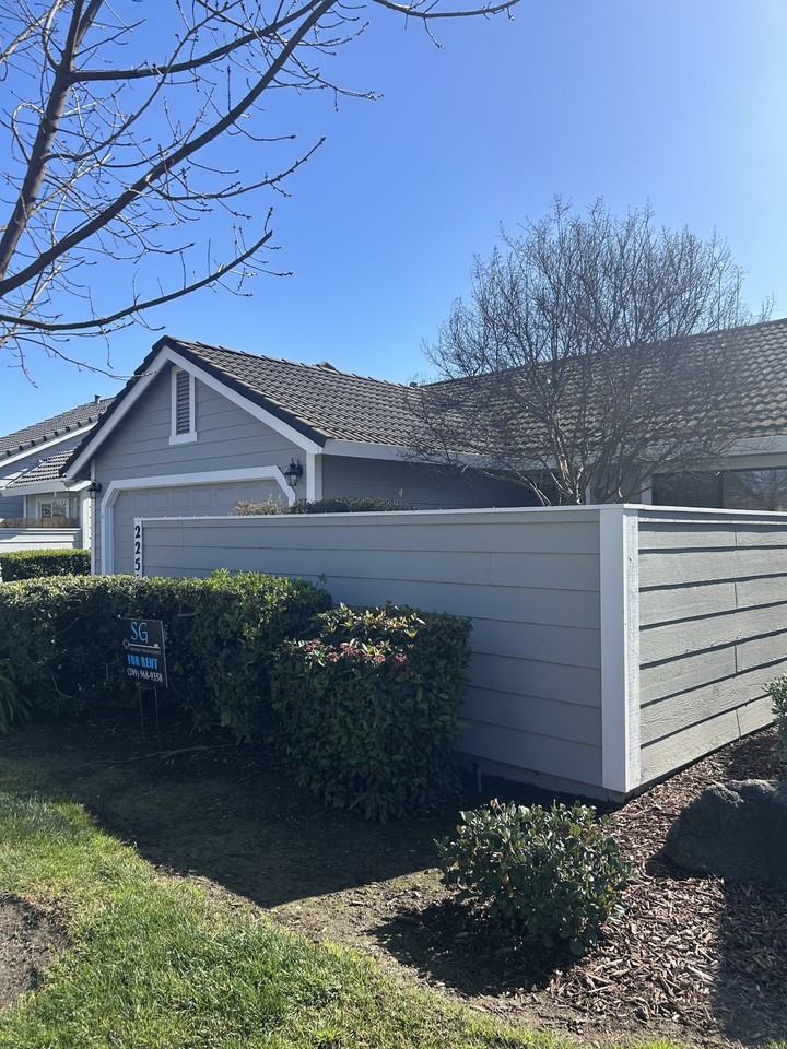 2252 Southport Ln #1 - Photo 5 of 48