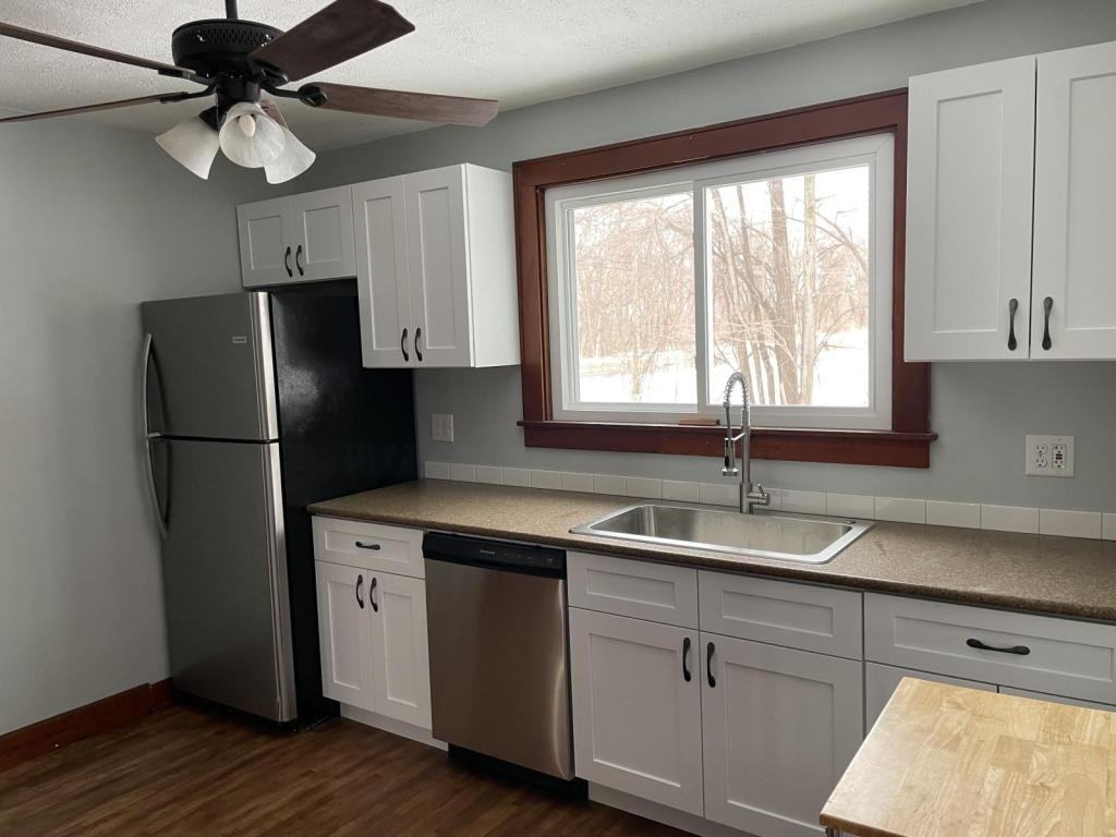 7927 Red Arrow Hwy - Photo 3 of 18