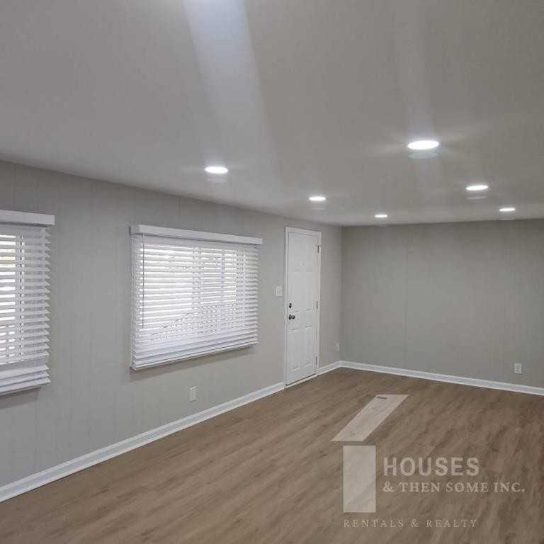 102 Pierce Cook Rd - Photo 3 of 24