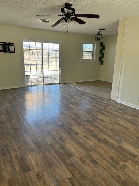 1307 W Palm Dr - Photo 4 of 17