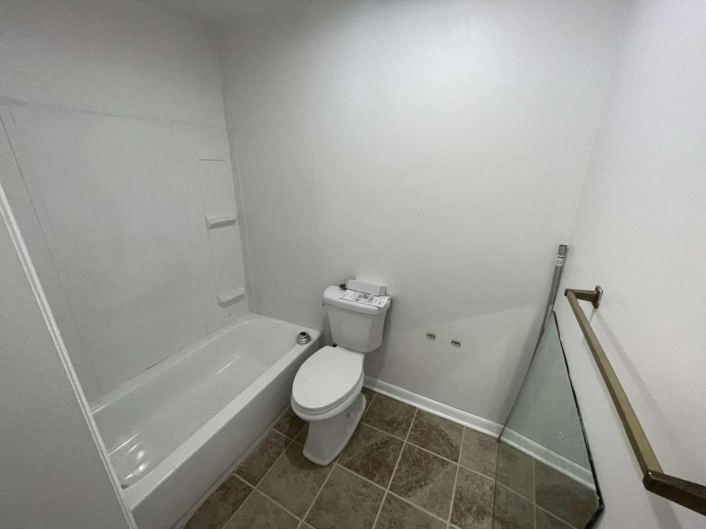 121 Scenic Park Pl - Photo 5 of 7