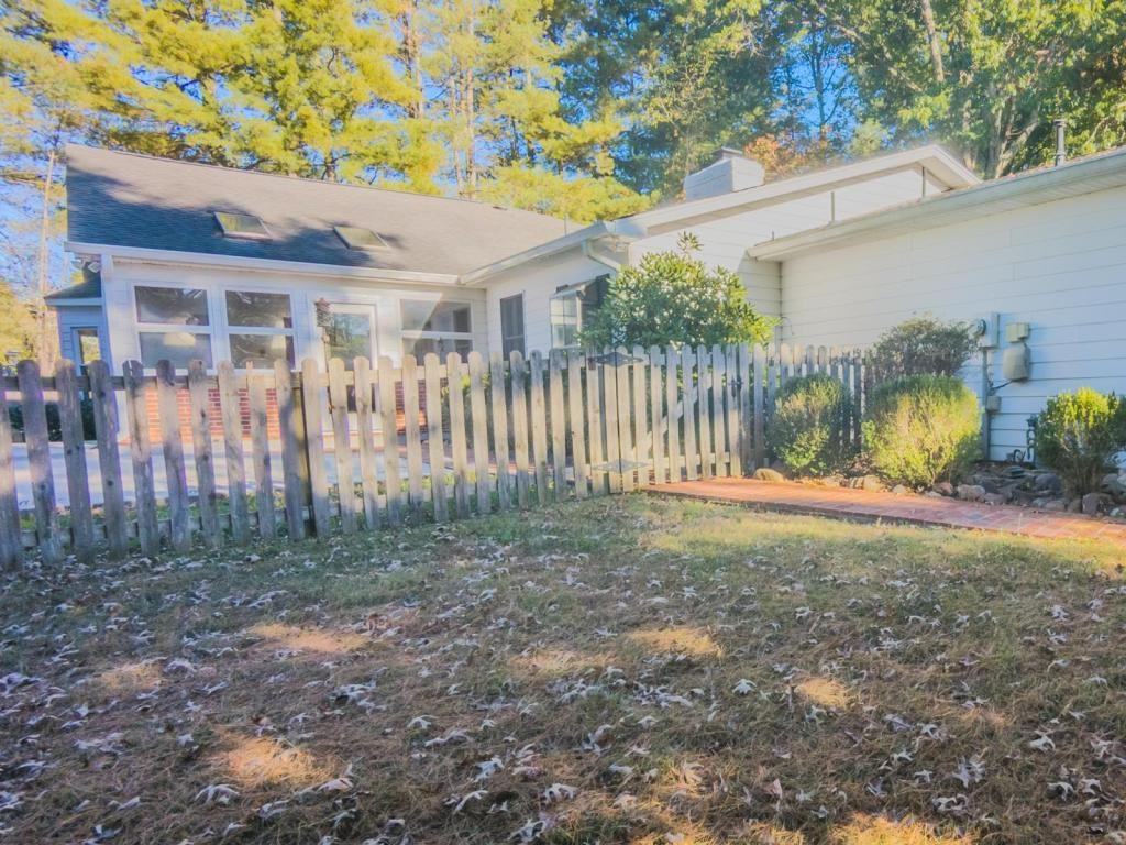 122 Maxwell Dr - Photo 4 of 41