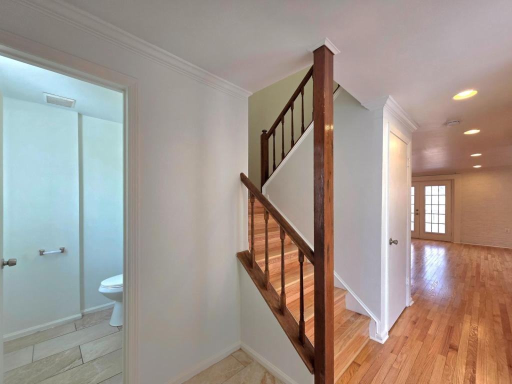 2520 Doverhill Ct - Photo 3 of 32