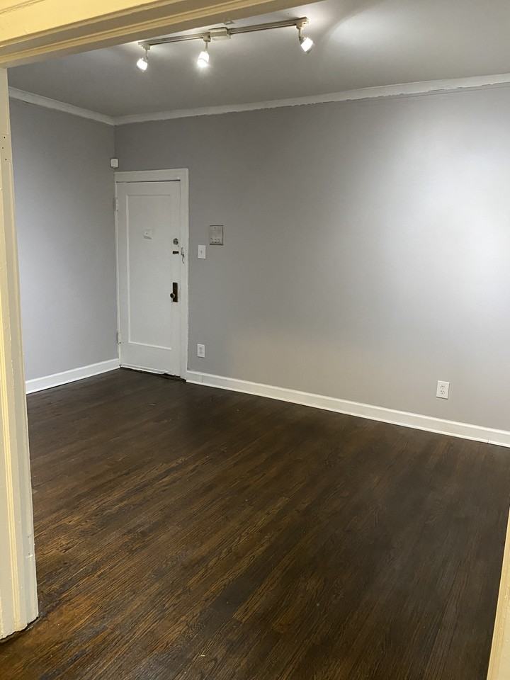 2046 East 75th Street #2 - Photo 3 of 4