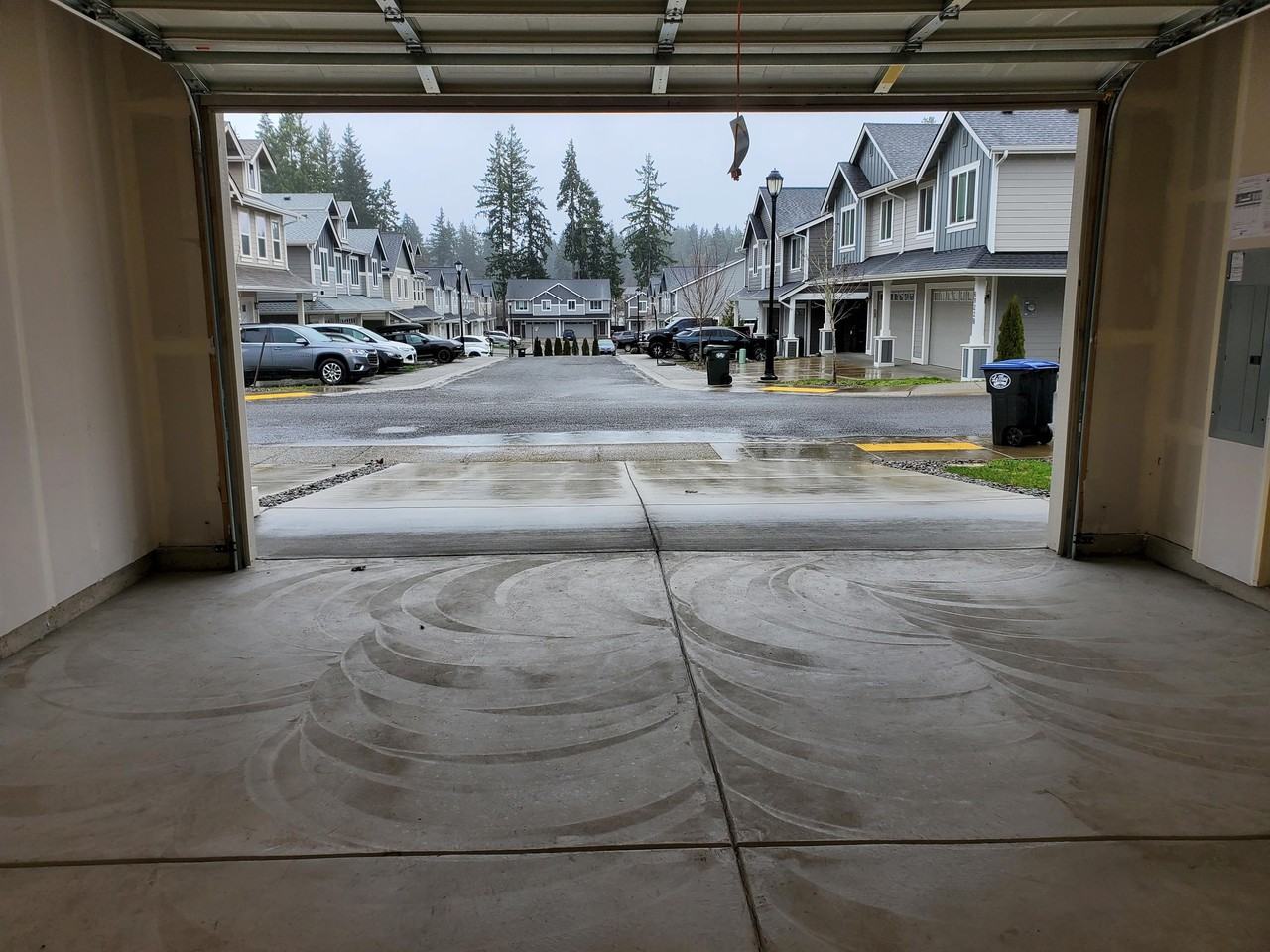 6909 Delaney Ln Ne #1 - Photo 3 of 38