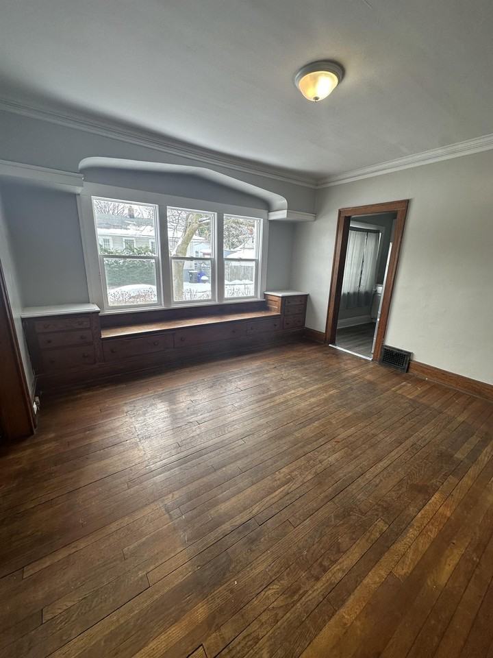 416 E 146th St - Photo 4 of 50