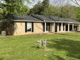 featured image of 3218 Seminole Dr