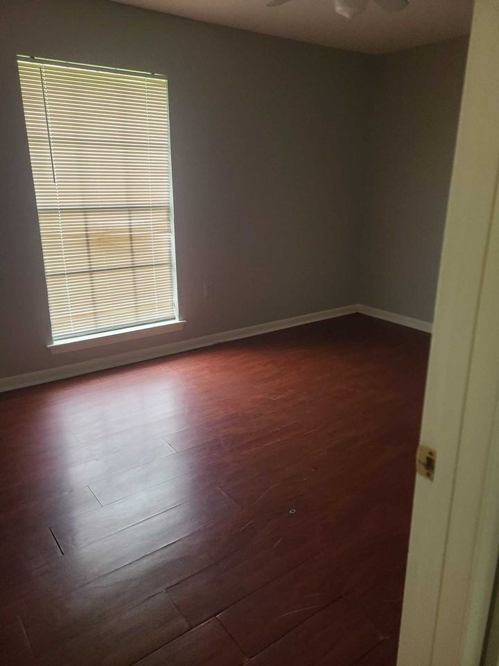 3218 Seminole Dr - Photo 5 of 10