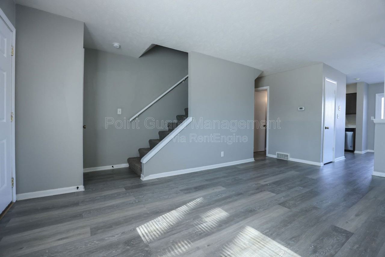 504 Cordes Dr #6 - Photo 2 of 17