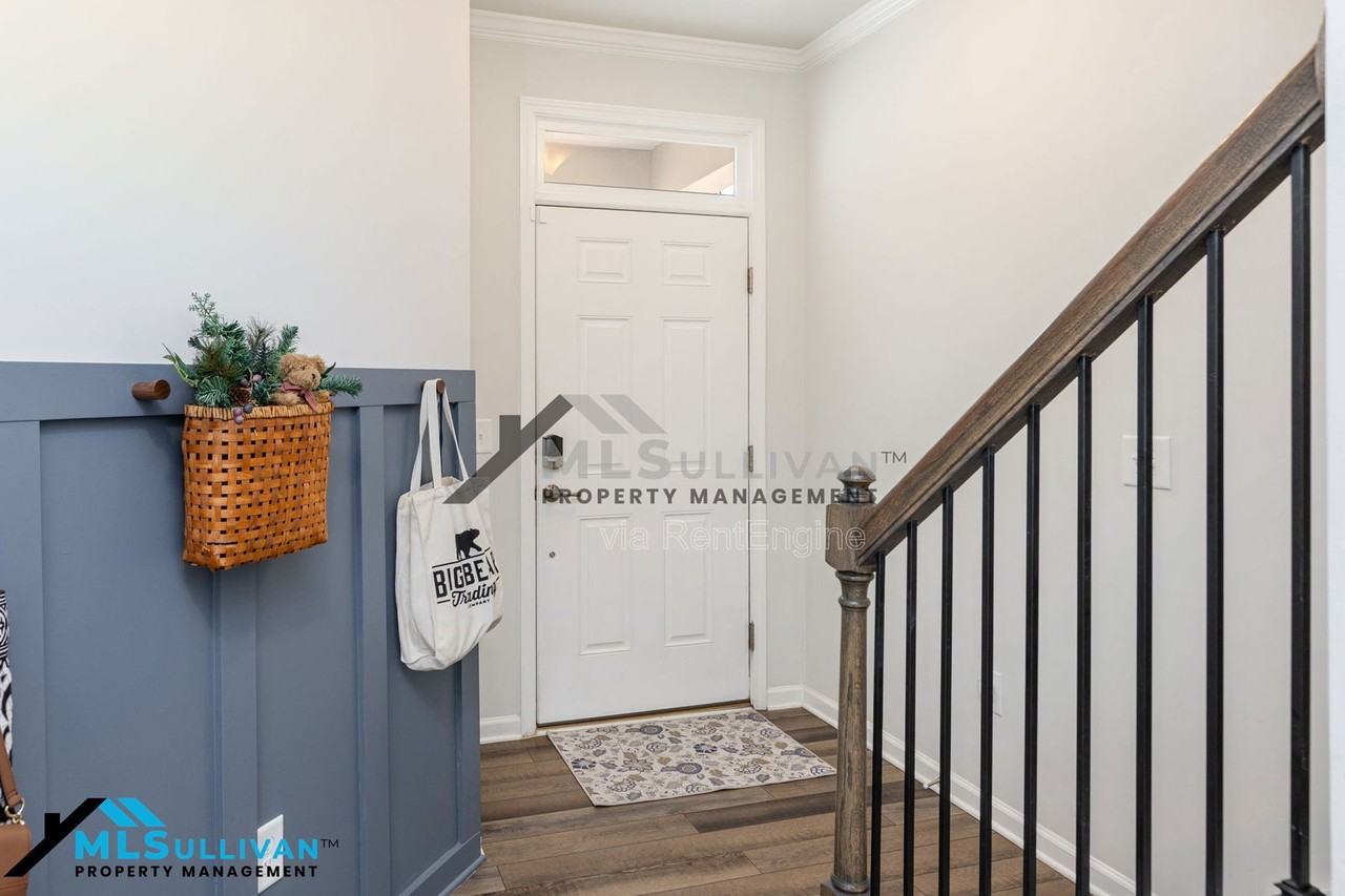 312 Bedivere Ln - Photo 5 of 31