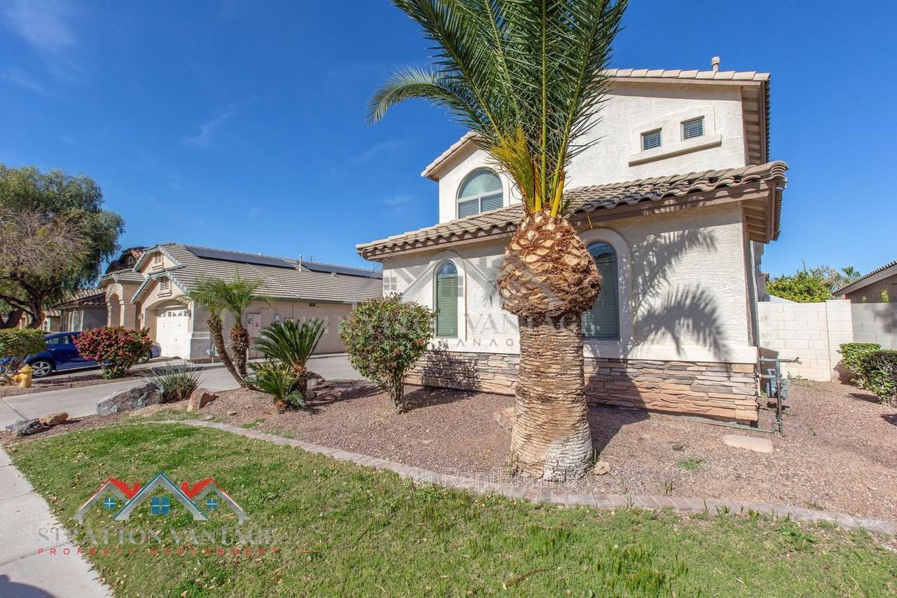 4808 W Allen St - Photo 2 of 50