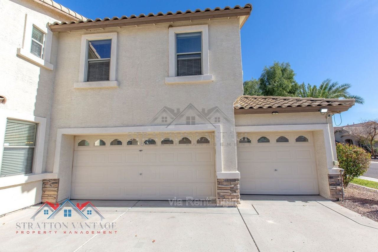 4808 W Allen St - Photo 4 of 50