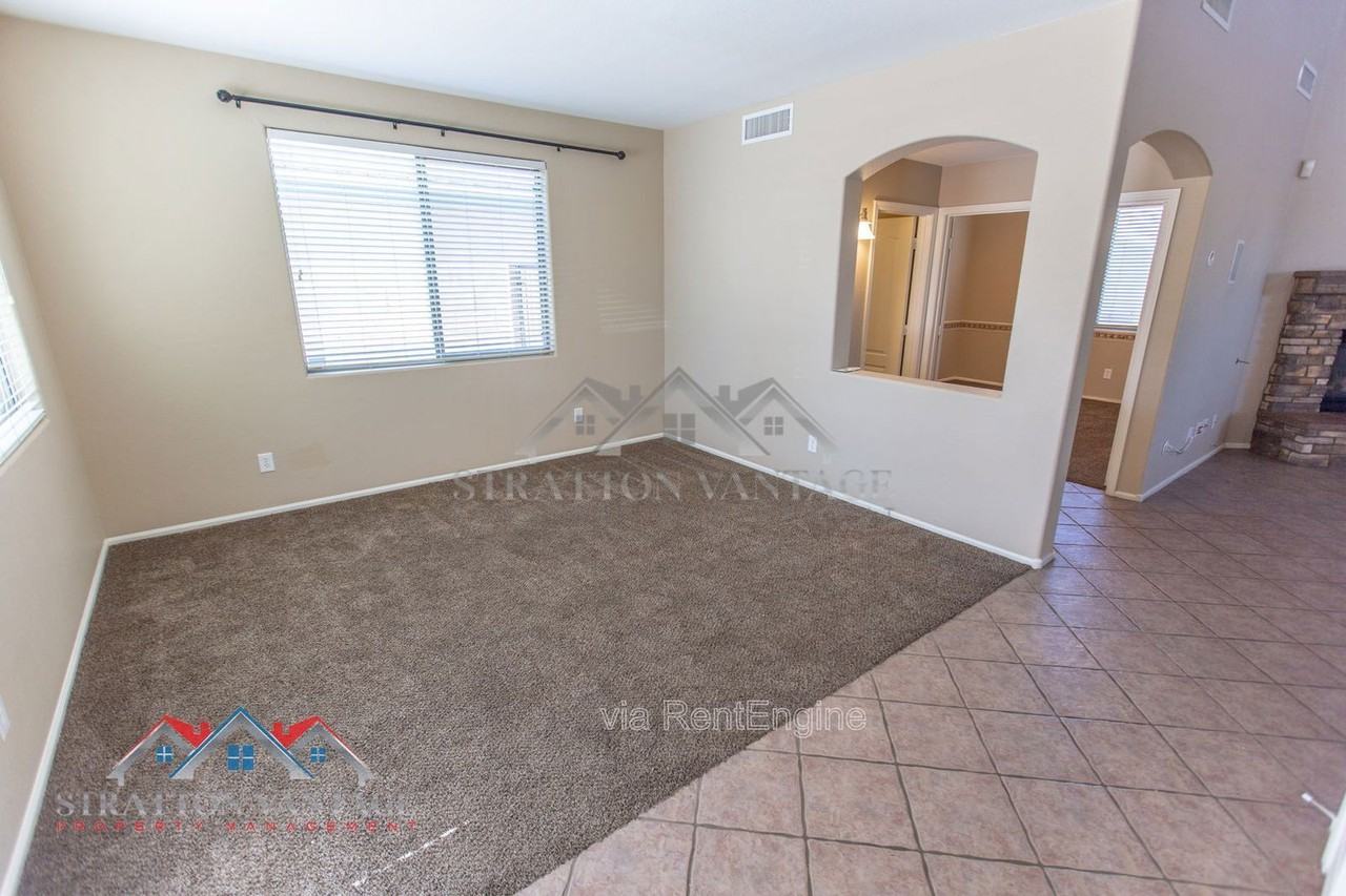 4808 W Allen St - Photo 6 of 50