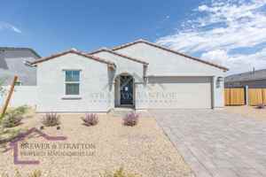 featured image of 2028 E Brooklyn Dr