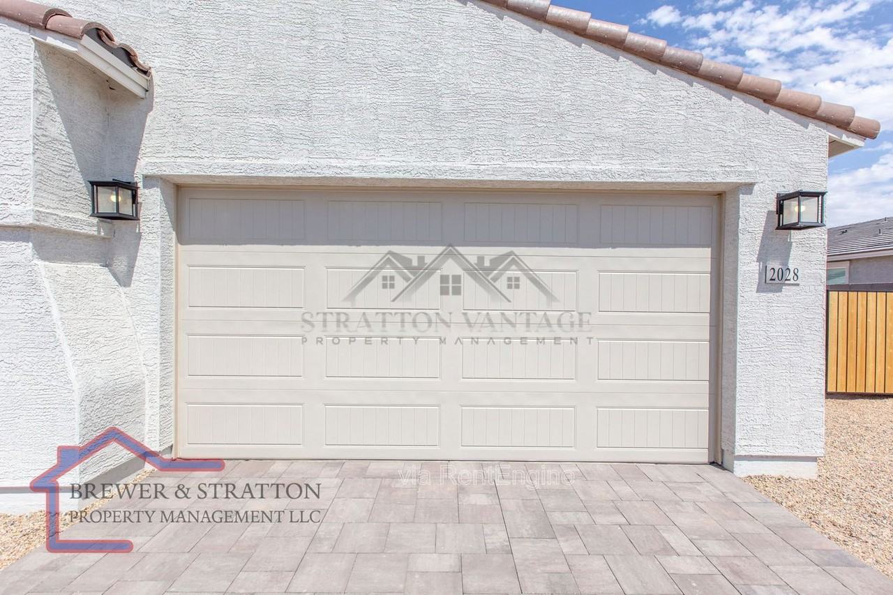 2028 E Brooklyn Dr - Photo 6 of 48