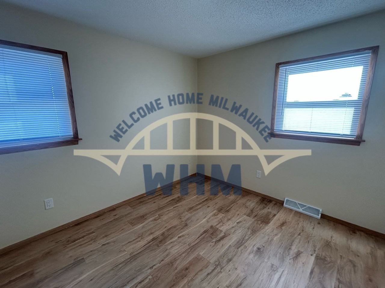 6578 N 73rd St - Photo 7 of 10