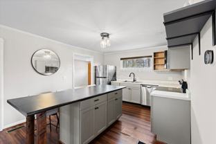 5312 Slayton Ave - Photo 1 of 1