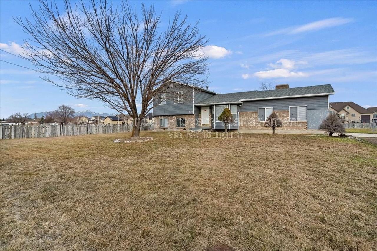 4966 S 5100 W #912 - Photo 3 of 34